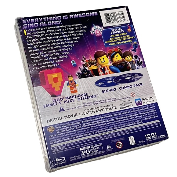 NEW The Lego Movie 2 Blu-Ray DVD & Digital with Minifigure - Picture 5 of 5